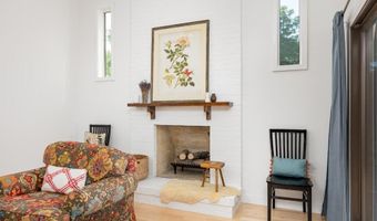 12 Haverhill Ct, Ann Arbor, MI 48105