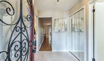 1040 Greenhills Dr, Ann Arbor, MI 48105