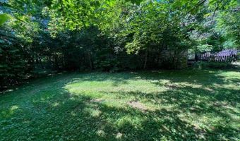 457 E Pioneer Trl, Aurora, OH 44202