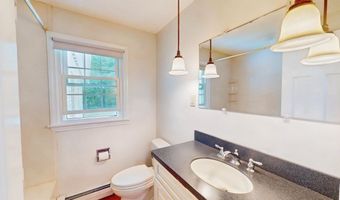 8 Clough St, Bow, NH 03304