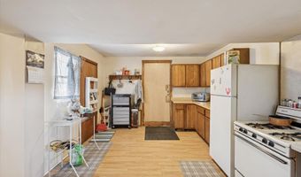 1121 26th St, Allegan, MI 49010