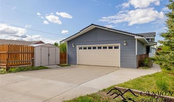2235 Gentle St, Cody, WY 82414