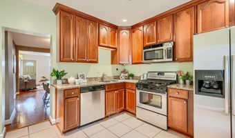 14 E HAMBURG St E, Baltimore, MD 21230