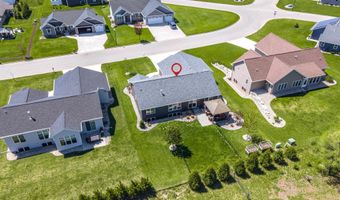 2660 W FALLEN OAK Dr, Appleton, WI 54913