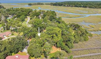 6114 Vaux Rd, Beaufort, SC 29906