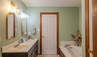 1502 Brookdale Dr, Atchison, KS 66002