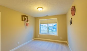 4061 Secretariat Ln, Bargersville, IN 46106