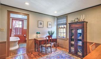 324 Pleasant St, East Providence, RI 02916