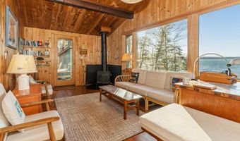 305 Bay View Dr, Bar Harbor, ME 04609