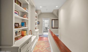 110 Coosaw Club Dr, Beaufort, SC 29907