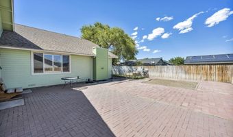 813 Lark Dr, Fernley, NV 89408