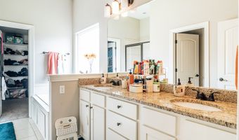 4204 Hollyhock St, Bentonville, AR 72713