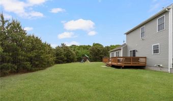 101 Austin Meadows Ln, North Kingstown, RI 02852