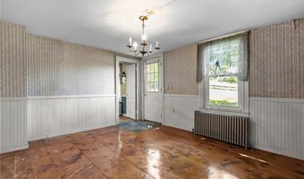 96 Log Bridge Rd, Coventry, RI 02827
