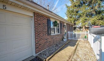 1795 Maumee Dr, Xenia, OH 45385