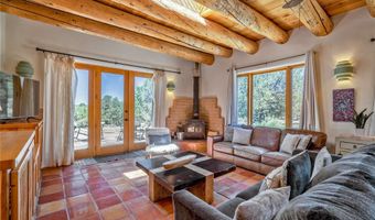 35 Arroyo Vis, Arroyo Hondo, NM 87571