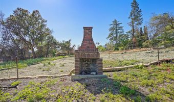630 Concha St, Altadena, CA 91001