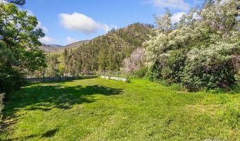 23 Wild River Rd, Bellvue, CO 80512