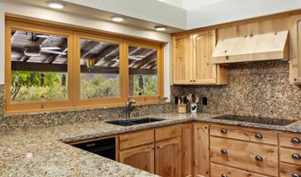 6759 E SABER Rd, Cave Creek, AZ 85331