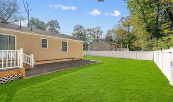 79 Sloop Creek Rd, Bayville, NJ 08721