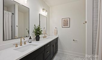 1415 Winston Dr, Charlotte, NC 28205