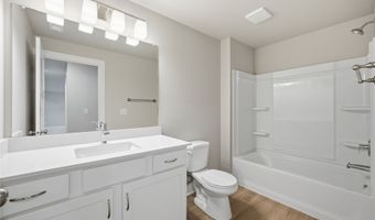 2301 Chan Dr, Adel, IA 50003