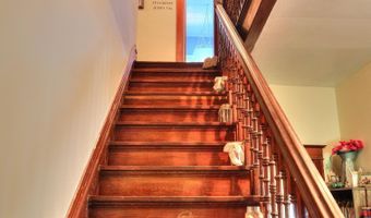 815 S 358th St, Avoca, NE 68307