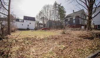 66 Smith St, Bangor, ME 04401