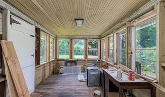 34 Pleasant St, North Kingstown, RI 02852