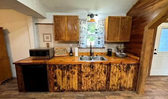 873 DELRAY Rd, Augusta, WV 26704