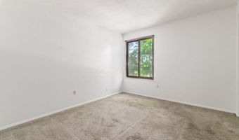 413 Shell Ct E, Columbus, OH 43213