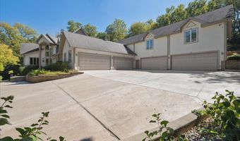 925 N River Rd, Algonquin, IL 60102