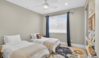 3918 W 242nd St, Torrance, CA 90505