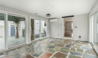 26 Tryon Ave, East Providence, RI 02916