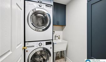 193 Wyndham Dr, Allentown, PA 18104