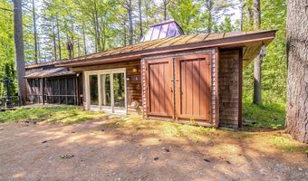 31 Herrick Rd, Belfast, ME 04915