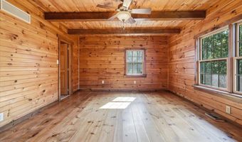 14 E Point Rd, Albrightsville, PA 18210