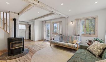 3 York St, Augusta, ME 04330