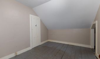 26 Park St, Charlestown, NH 03603