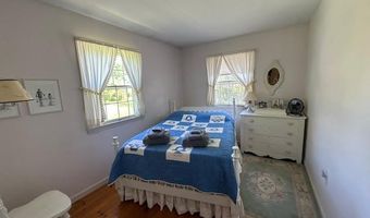 11 Tozier St, Belfast, ME 04915