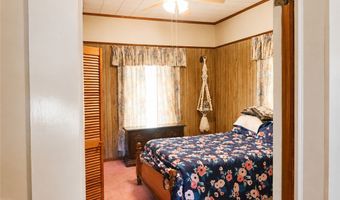 8 Woodward St, Belton, SC 29627