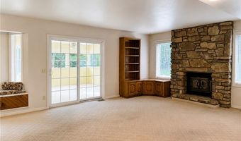 8 Weston Ln, Bella Vista, AR 72715