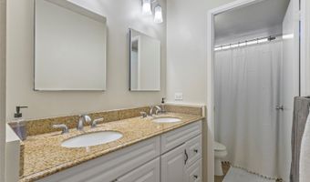 98-500 Koauka Loop 17A, Aiea, HI 96701