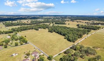 Lawrence 2230, Aurora, MO 65605