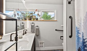 1719 SW 1ST St, Battle Ground, WA 98604