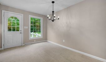 2 Woodland Rd, Acushnet, MA 02743