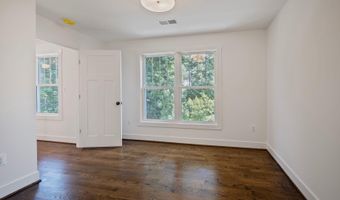 2100 PATRICK HENRY Dr, Arlington, VA 22205
