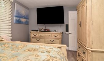 32 Harrington Dr, Johnston, RI 02919