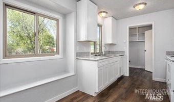 2304 N Montana Ave, Caldwell, ID 83605