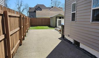 931 W FRANKLIN St, Appleton, WI 54914